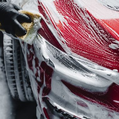 How to clean the car engine